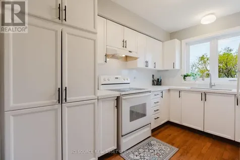 149 Woodgate Way Ottawa ON K2J 4E5