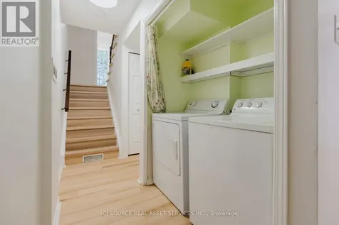 149 Woodgate Way Ottawa ON K2J 4E5