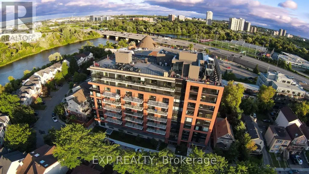 36 Robinson Avenue Ottawa ON K1S 8N8
