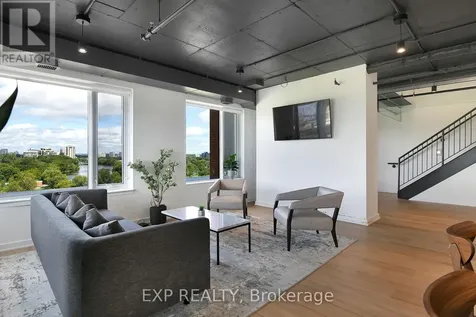 36 Robinson Avenue Ottawa ON K1S 8N8