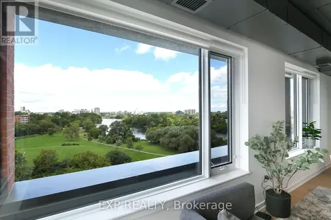 36 Robinson Avenue Ottawa ON K1S 8N8