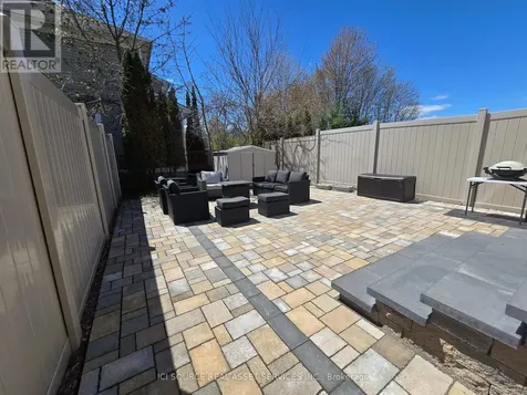 64 Stedman Street Ottawa ON K1T 4G7