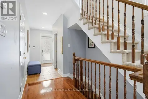 64 Stedman Street Ottawa ON K1T 4G7