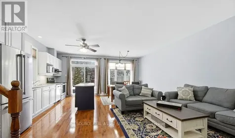 64 Stedman Street Ottawa ON K1T 4G7