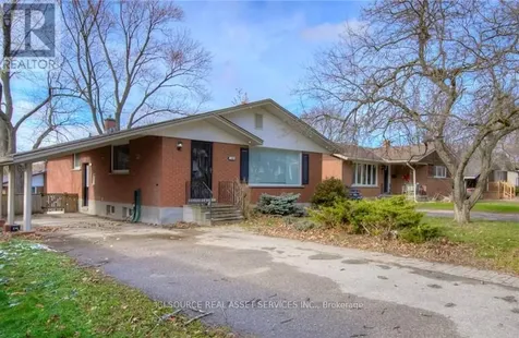 199 Dixie Crescent Waterloo ON N2J 3K9