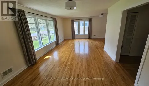 2243 Hillary Avenue Ottawa ON K1H 7H7