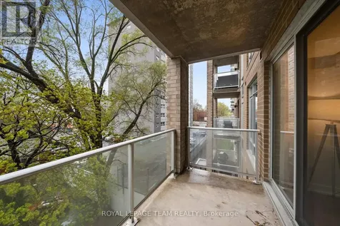 100 Champagne Avenue South Ottawa ON K1S 4P4