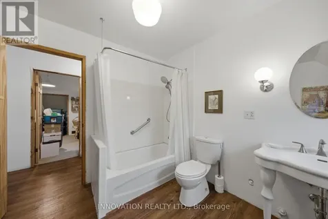 6922 Flewellyn Road Ottawa ON K2S 1A9