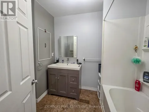 657 Cedar Avenue Iroquois Falls ON P0K 1G0