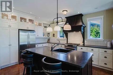 290 Saugeen Street Saugeen Shores ON N0H 2L0