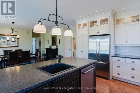 290 Saugeen Street Saugeen Shores ON N0H 2L0