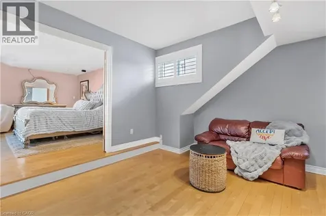 3734 Sinnicks Avenue Niagara Falls ON L2J 2G7