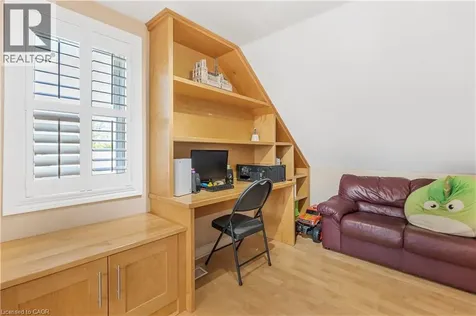 3734 Sinnicks Avenue Niagara Falls ON L2J 2G7