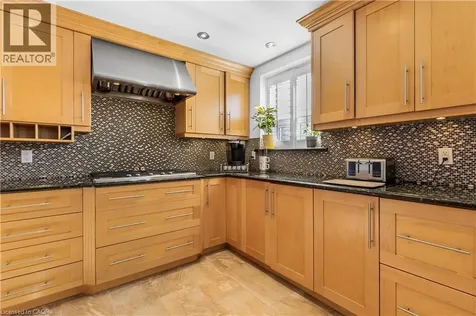3734 Sinnicks Avenue Niagara Falls ON L2J 2G7