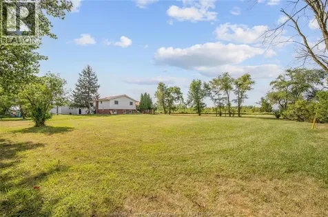 7063 Coulter Sideroad Essex ON N0R 1B0