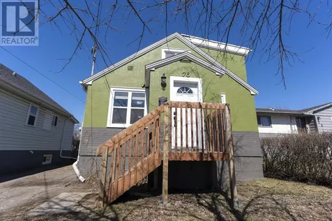 76 Algonquin Ave S Thunder Bay ON P7B 4S6