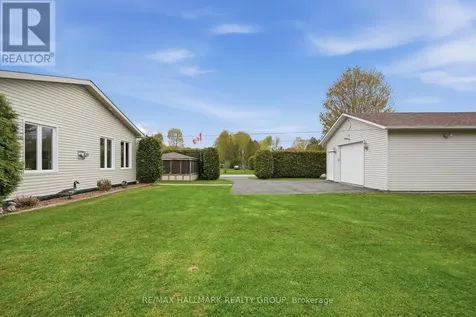 2039 Onyx Street Ottawa ON K0A 3H0