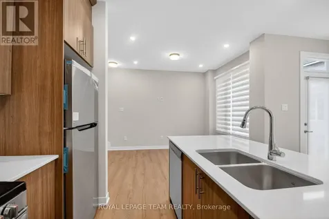 297 Les Emmerson Drive Ottawa ON K2J 7L6