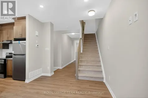 297 Les Emmerson Drive Ottawa ON K2J 7L6