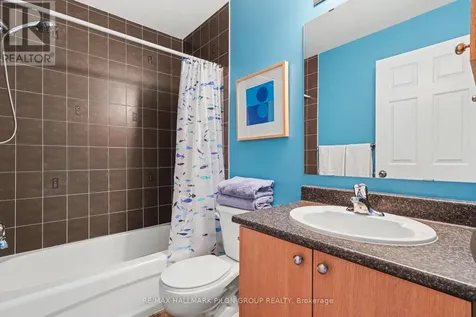 1046 Fieldfair Way Ottawa ON K4A 0E2
