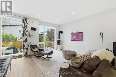 23 Helena Street Ottawa ON K1Y 3M7