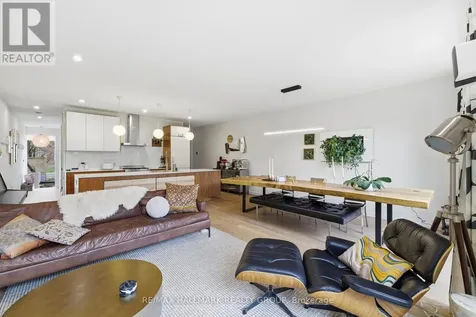 23 Helena Street Ottawa ON K1Y 3M7