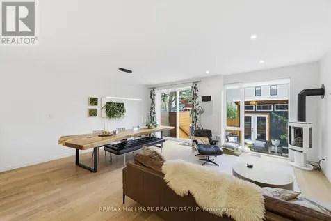 23 Helena Street Ottawa ON K1Y 3M7