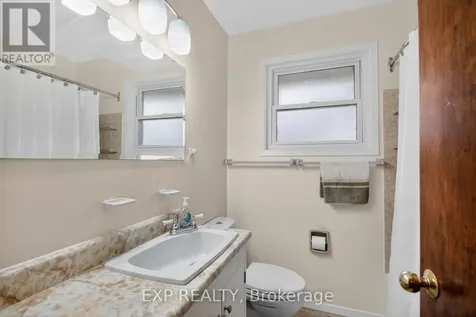 632 Chadburn Avenue Ottawa ON K1G 0Y7