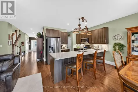 32 Curtis Street Prince Edward County (picton Ward) ON K0K 2T0