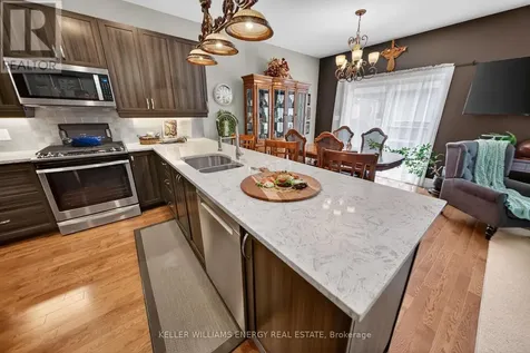 32 Curtis Street Prince Edward County (picton Ward) ON K0K 2T0