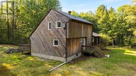 2194 3rd Corners Lanark Highlands ON K0G 1K0