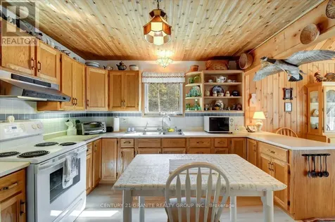 2194 3rd Corners Lanark Highlands ON K0G 1K0