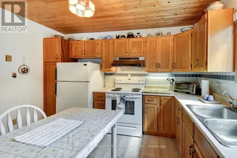 2194 3rd Corners Lanark Highlands ON K0G 1K0