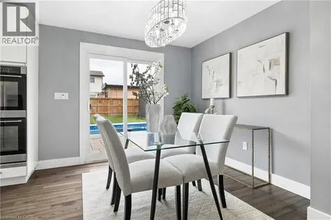 441 Withnell Crescent Oakville ON L6L 3M1