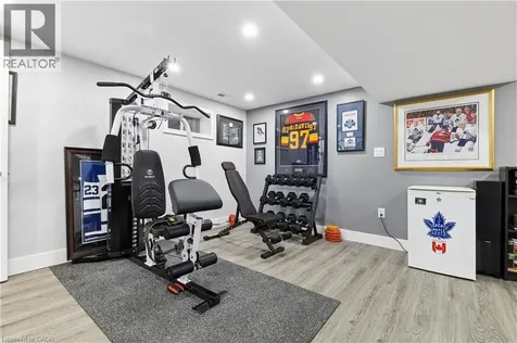 441 Withnell Crescent Oakville ON L6L 3M1
