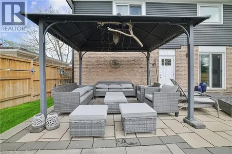 441 Withnell Crescent Oakville ON L6L 3M1