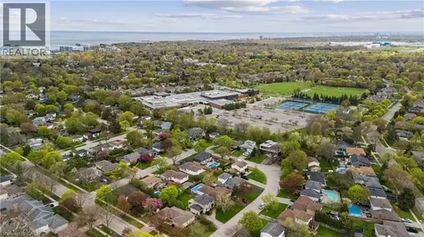 441 Withnell Crescent Oakville ON L6L 3M1