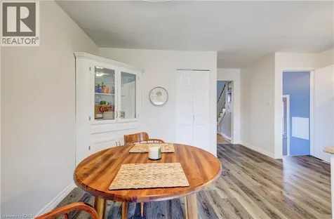 88 Westwood Drive Kitchener ON N2M 2K6