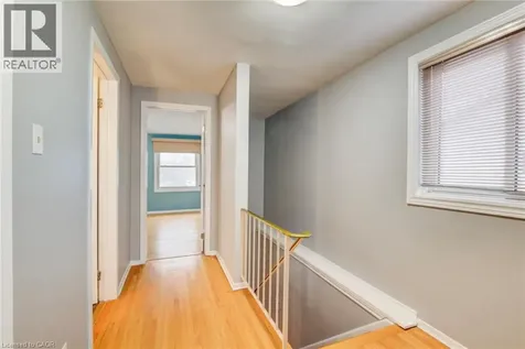 88 Westwood Drive Kitchener ON N2M 2K6
