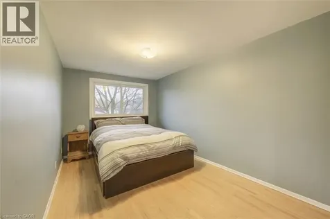 88 Westwood Drive Kitchener ON N2M 2K6