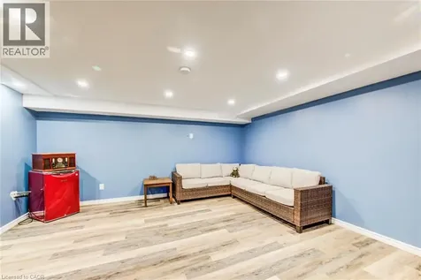 88 Westwood Drive Kitchener ON N2M 2K6