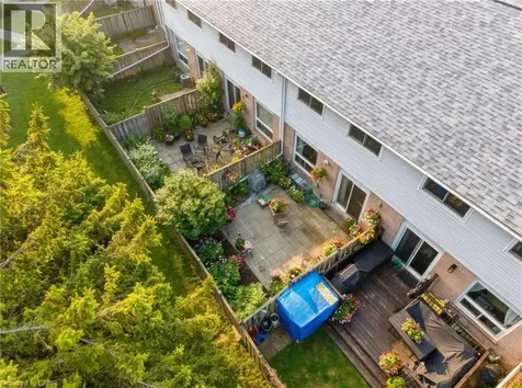 32 Mowat Boulevard Kitchener ON N2E 1X4