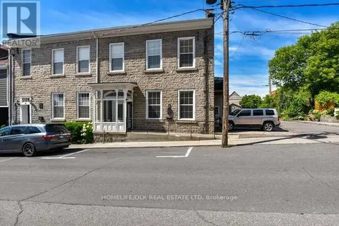 32 Apple Street Brockville ON K6V 4X8