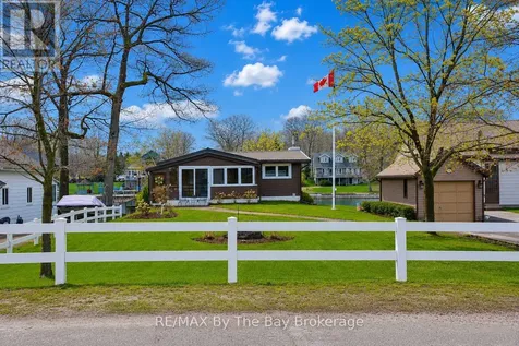 39 Old Mosley Street Wasaga Beach ON L9Z 2J8