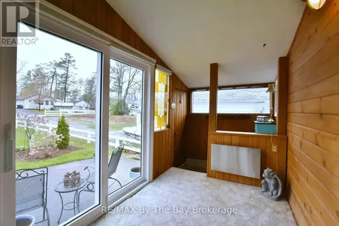 39 Old Mosley Street Wasaga Beach ON L9Z 2J8