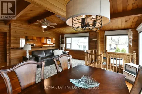 39 Old Mosley Street Wasaga Beach ON L9Z 2J8