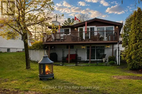 39 Old Mosley Street Wasaga Beach ON L9Z 2J8