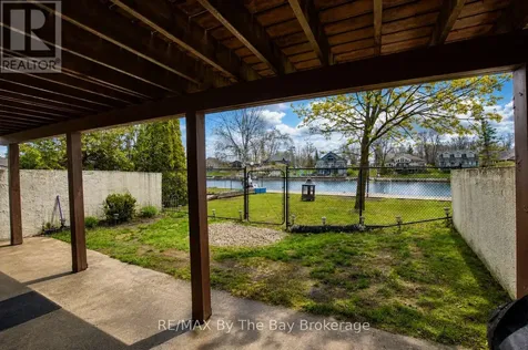 39 Old Mosley Street Wasaga Beach ON L9Z 2J8