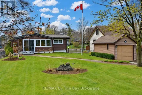 39 Old Mosley Street Wasaga Beach ON L9Z 2J8