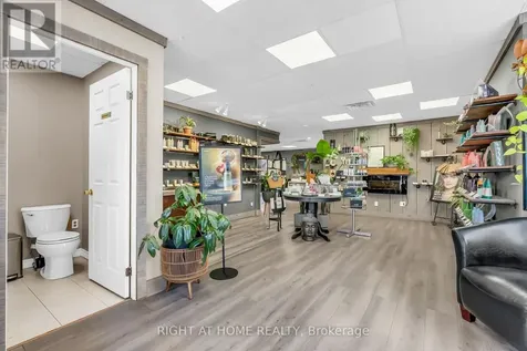 32 Matchedash Street North Orillia ON L3V 4T5